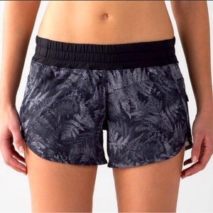 Like New Lululemon Kindred Spirit Speed Up Tracker Short, 4